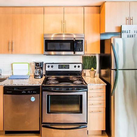 Micasa Suites - Stylish Condo In Maple Leaf Square Toronto Ngoại thất bức ảnh